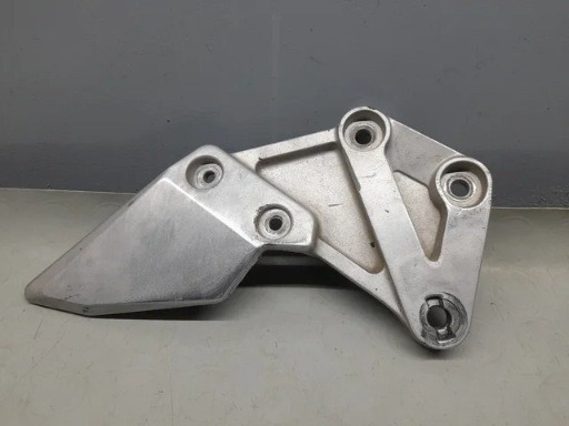 SOPORTE ESTRIBERA DELANTERA DERECHA SUZUKI SV 650 N (04-11)