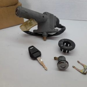 CLAUSOR Y GUANTERA PEUGEOT BELVILLE 125